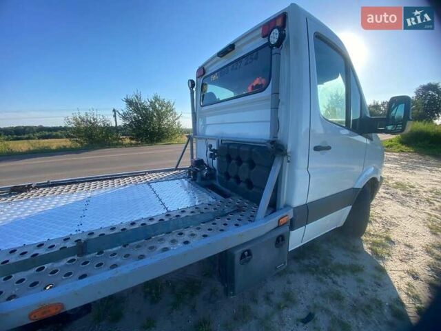 Белый Мерседес Sprinter, объемом двигателя 2.14 л и пробегом 370 тыс. км за 18512 $, фото 5 на Automoto.ua
