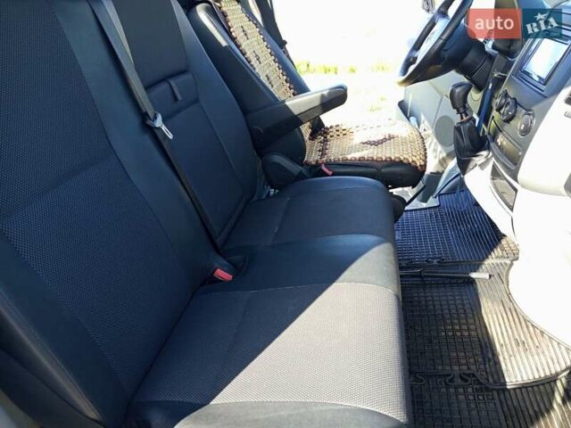 Белый Мерседес Sprinter, объемом двигателя 2.14 л и пробегом 370 тыс. км за 18512 $, фото 16 на Automoto.ua