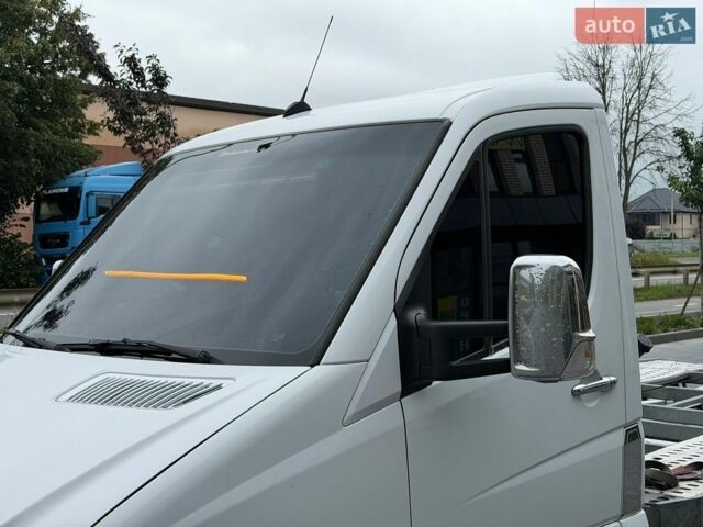 Білий Мерседес Sprinter, об'ємом двигуна 3.22 л та пробігом 490 тис. км за 22000 $, фото 4 на Automoto.ua