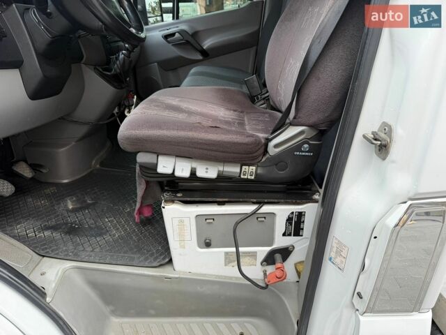 Білий Мерседес Sprinter, об'ємом двигуна 3.22 л та пробігом 490 тис. км за 22000 $, фото 18 на Automoto.ua