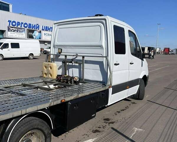 Белый Мерседес Sprinter, объемом двигателя 2.99 л и пробегом 590 тыс. км за 22399 $, фото 2 на Automoto.ua