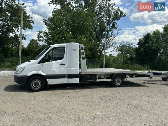 Белый Мерседес Sprinter, объемом двигателя 2.99 л и пробегом 322 тыс. км за 23777 $, фото 1 на Automoto.ua