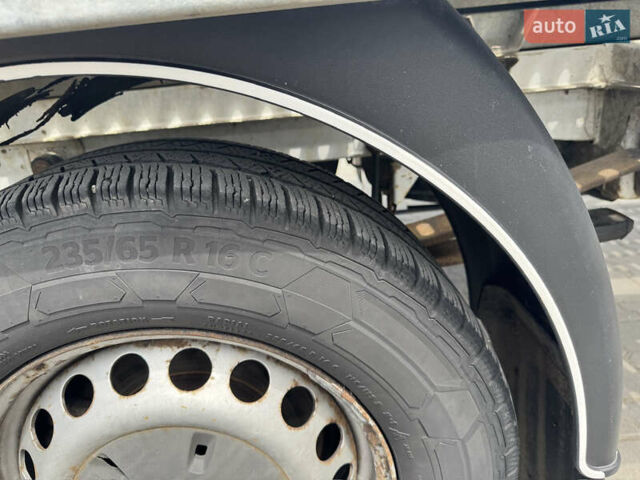 Белый Мерседес Sprinter, объемом двигателя 2.14 л и пробегом 301 тыс. км за 15500 $, фото 9 на Automoto.ua