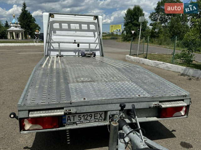 Белый Мерседес Sprinter, объемом двигателя 2.99 л и пробегом 322 тыс. км за 23777 $, фото 10 на Automoto.ua