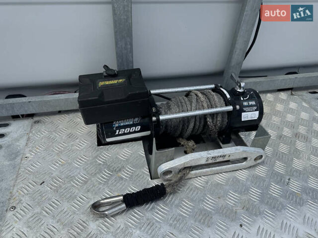 Белый Мерседес Sprinter, объемом двигателя 2.14 л и пробегом 301 тыс. км за 15500 $, фото 8 на Automoto.ua