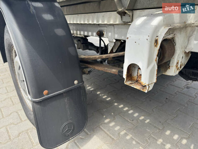 Белый Мерседес Sprinter, объемом двигателя 2.14 л и пробегом 301 тыс. км за 15900 $, фото 10 на Automoto.ua