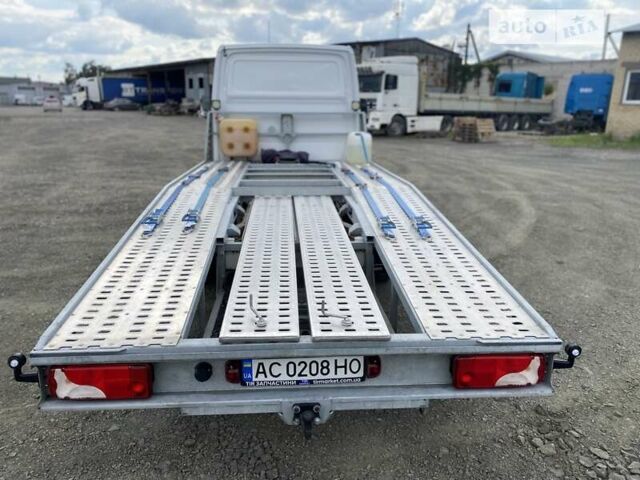 Белый Мерседес Sprinter, объемом двигателя 2.99 л и пробегом 350 тыс. км за 23499 $, фото 8 на Automoto.ua