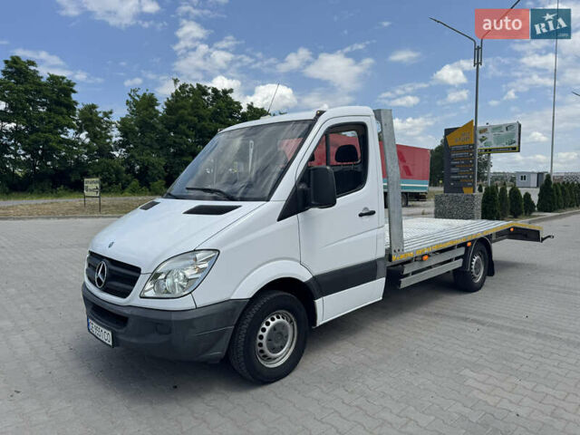 Белый Мерседес Sprinter, объемом двигателя 2.14 л и пробегом 301 тыс. км за 15500 $, фото 2 на Automoto.ua