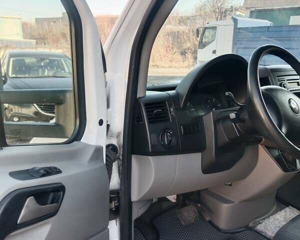 Белый Мерседес Sprinter, объемом двигателя 2.99 л и пробегом 780 тыс. км за 17900 $, фото 13 на Automoto.ua