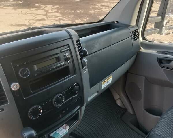 Белый Мерседес Sprinter, объемом двигателя 2.99 л и пробегом 780 тыс. км за 17900 $, фото 15 на Automoto.ua