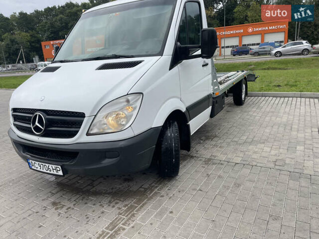Белый Мерседес Sprinter, объемом двигателя 2.14 л и пробегом 333 тыс. км за 17100 $, фото 1 на Automoto.ua
