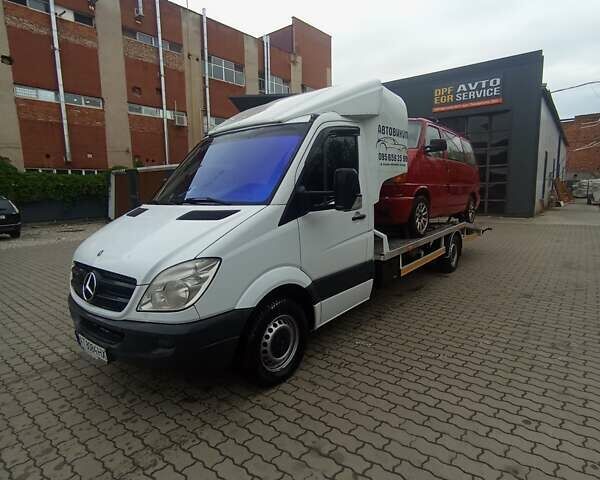 Белый Мерседес Sprinter, объемом двигателя 2.14 л и пробегом 375 тыс. км за 19800 $, фото 5 на Automoto.ua