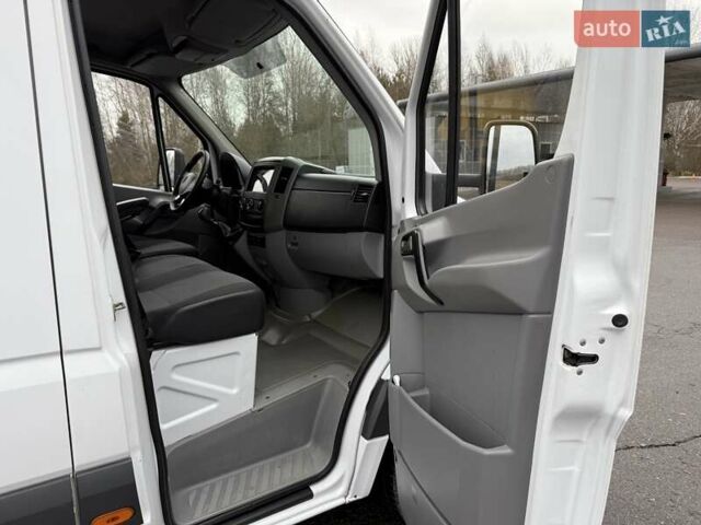 Білий Мерседес Sprinter, об'ємом двигуна 2.14 л та пробігом 288 тис. км за 24600 $, фото 26 на Automoto.ua