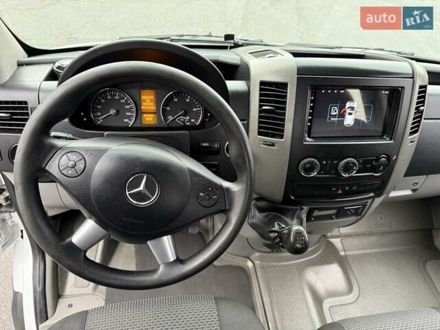 Білий Мерседес Sprinter, об'ємом двигуна 2.14 л та пробігом 288 тис. км за 24600 $, фото 23 на Automoto.ua