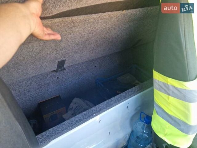 Белый Мерседес Sprinter, объемом двигателя 2.99 л и пробегом 605 тыс. км за 23699 $, фото 57 на Automoto.ua