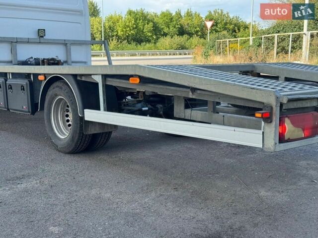 Белый Мерседес Sprinter, объемом двигателя 2.99 л и пробегом 516 тыс. км за 22000 $, фото 6 на Automoto.ua