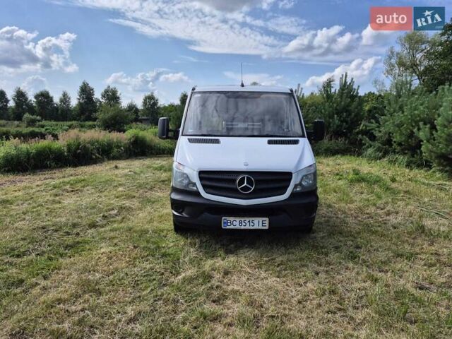 Белый Мерседес Sprinter, объемом двигателя 2.14 л и пробегом 400 тыс. км за 18500 $, фото 9 на Automoto.ua