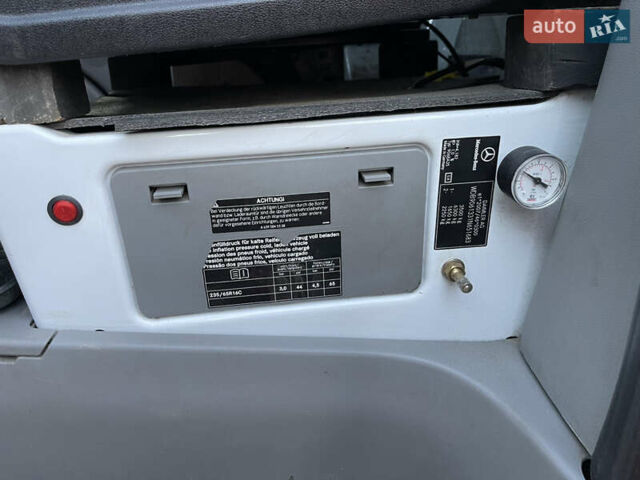 Белый Мерседес Sprinter, объемом двигателя 2.14 л и пробегом 347 тыс. км за 17950 $, фото 25 на Automoto.ua