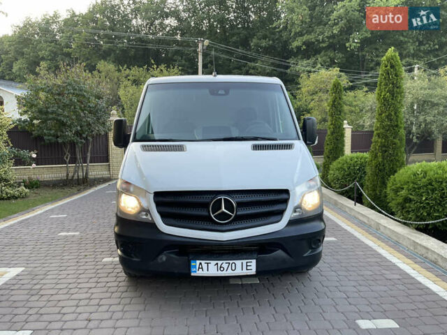 Белый Мерседес Sprinter, объемом двигателя 2.14 л и пробегом 347 тыс. км за 17950 $, фото 33 на Automoto.ua