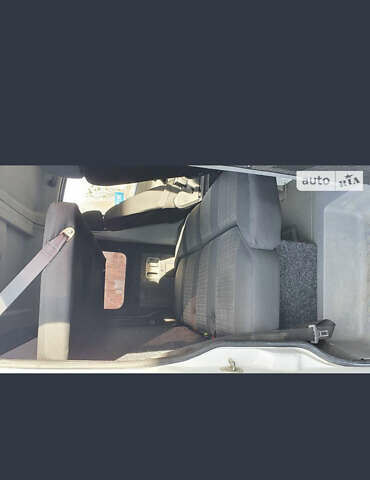 Белый Мерседес Sprinter, объемом двигателя 2.14 л и пробегом 377 тыс. км за 25000 $, фото 26 на Automoto.ua