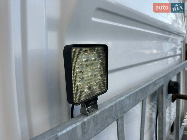 Білий Мерседес Sprinter, об'ємом двигуна 2.2 л та пробігом 419 тис. км за 24700 $, фото 18 на Automoto.ua
