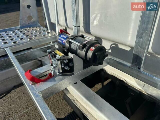 Белый Мерседес Sprinter, объемом двигателя 2.14 л и пробегом 370 тыс. км за 27300 $, фото 12 на Automoto.ua