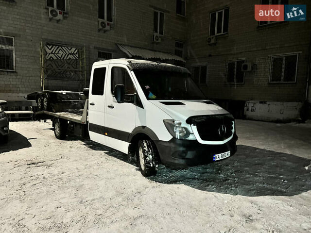 Белый Мерседес Sprinter, объемом двигателя 2.14 л и пробегом 377 тыс. км за 25000 $, фото 10 на Automoto.ua