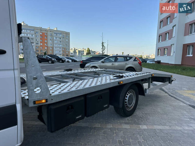 Белый Мерседес Sprinter, объемом двигателя 2.14 л и пробегом 419 тыс. км за 22999 $, фото 7 на Automoto.ua