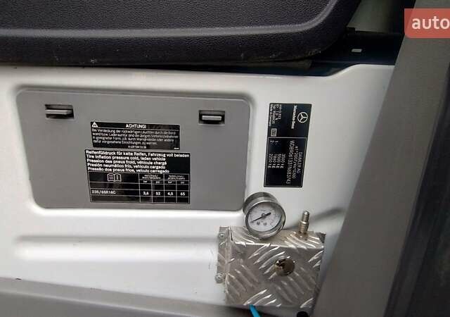 Білий Мерседес Sprinter, об'ємом двигуна 2.2 л та пробігом 395 тис. км за 21500 $, фото 26 на Automoto.ua