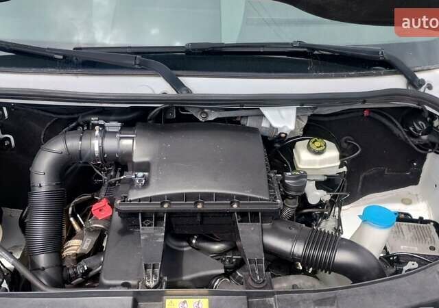 Білий Мерседес Sprinter, об'ємом двигуна 2.2 л та пробігом 395 тис. км за 21500 $, фото 44 на Automoto.ua
