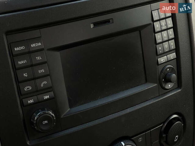 Белый Мерседес Sprinter, объемом двигателя 2.99 л и пробегом 278 тыс. км за 34499 $, фото 23 на Automoto.ua