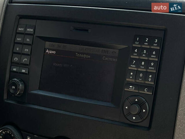 Белый Мерседес Sprinter, объемом двигателя 2.99 л и пробегом 278 тыс. км за 34499 $, фото 33 на Automoto.ua