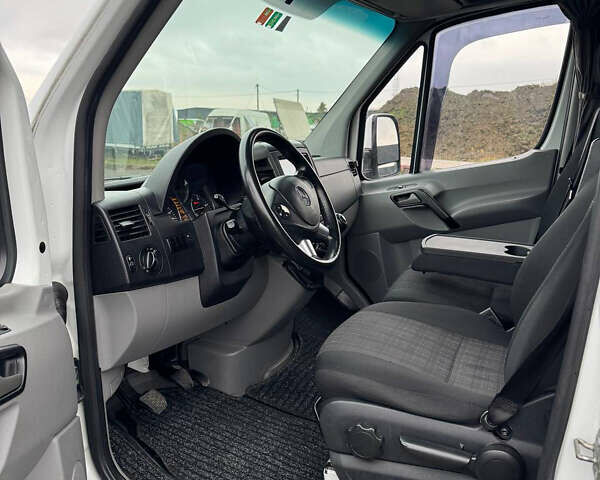 Білий Мерседес Sprinter, об'ємом двигуна 2.99 л та пробігом 400 тис. км за 28200 $, фото 13 на Automoto.ua