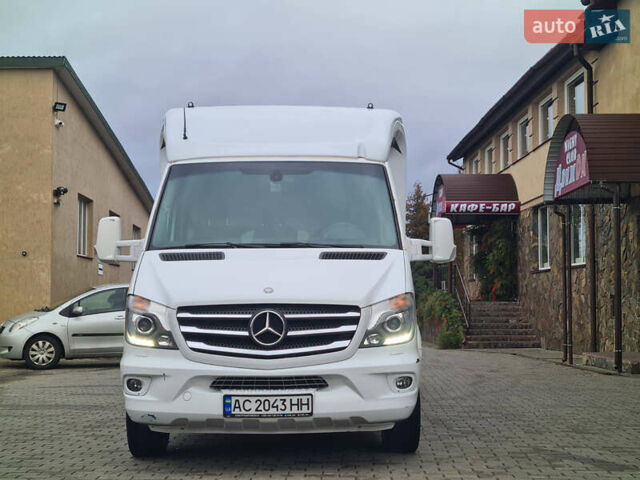 Белый Мерседес Sprinter, объемом двигателя 2.14 л и пробегом 551 тыс. км за 24500 $, фото 3 на Automoto.ua