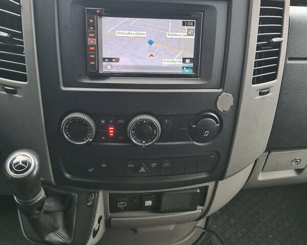 Белый Мерседес Sprinter, объемом двигателя 2.14 л и пробегом 551 тыс. км за 24500 $, фото 16 на Automoto.ua