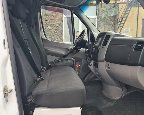 Белый Мерседес Sprinter, объемом двигателя 2.14 л и пробегом 551 тыс. км за 24500 $, фото 10 на Automoto.ua