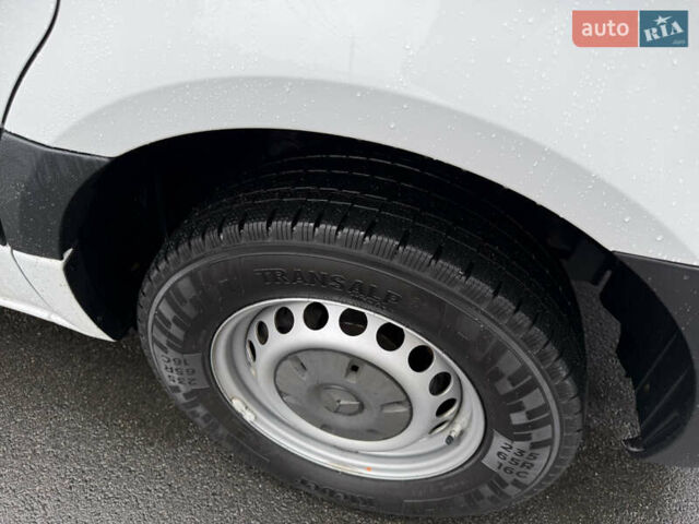 Белый Мерседес Sprinter, объемом двигателя 2.14 л и пробегом 500 тыс. км за 27500 $, фото 14 на Automoto.ua