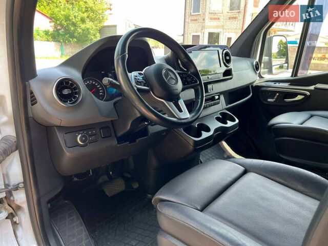 Білий Мерседес Sprinter, об'ємом двигуна 2.99 л та пробігом 262 тис. км за 36900 $, фото 16 на Automoto.ua