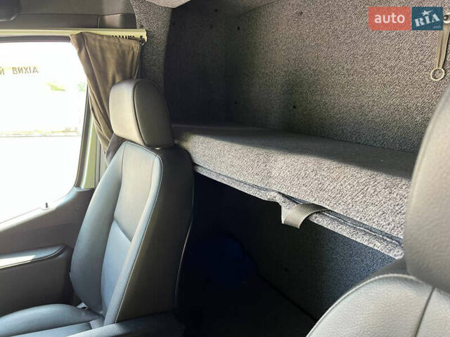 Білий Мерседес Sprinter, об'ємом двигуна 2.99 л та пробігом 262 тис. км за 36900 $, фото 27 на Automoto.ua
