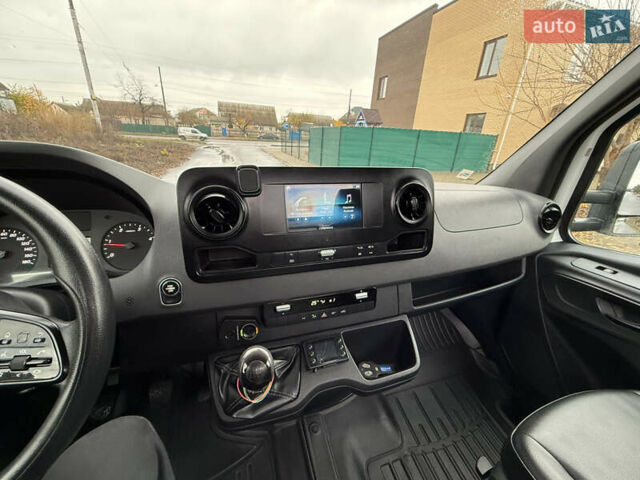 Белый Мерседес Sprinter, объемом двигателя 2.14 л и пробегом 500 тыс. км за 27500 $, фото 27 на Automoto.ua