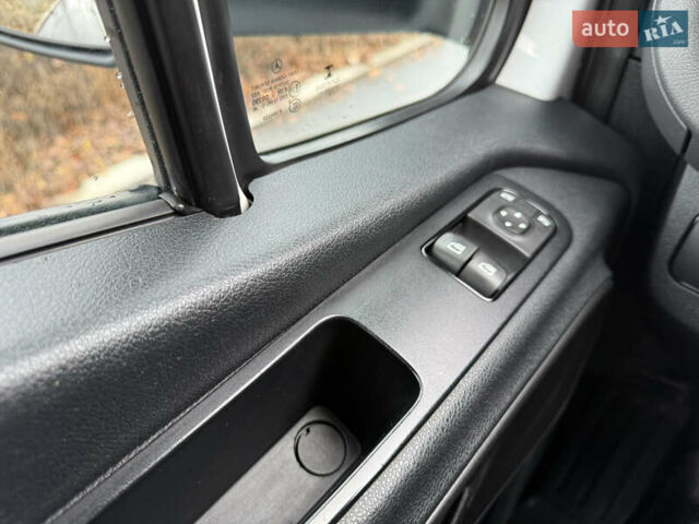 Белый Мерседес Sprinter, объемом двигателя 2.14 л и пробегом 500 тыс. км за 27500 $, фото 22 на Automoto.ua