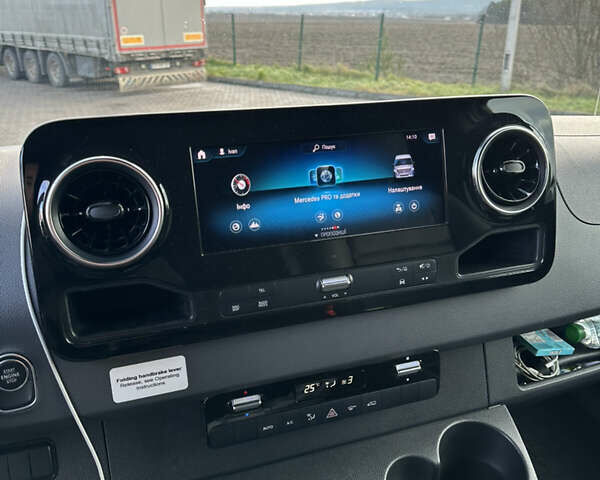 Белый Мерседес Sprinter, объемом двигателя 2.99 л и пробегом 126 тыс. км за 47000 $, фото 7 на Automoto.ua