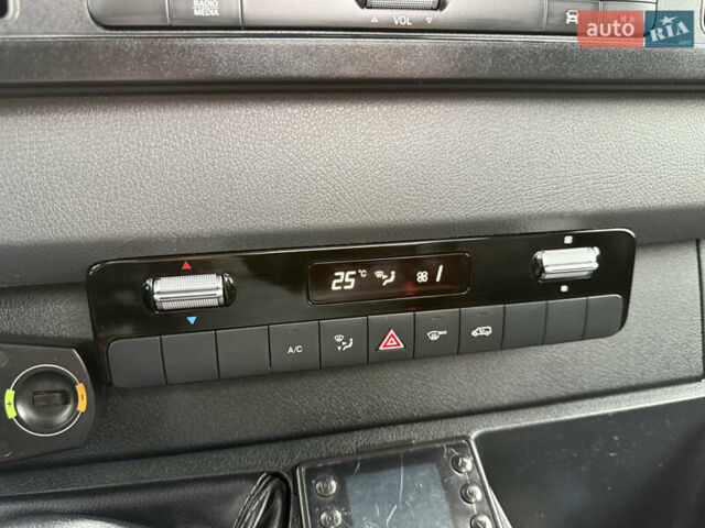 Белый Мерседес Sprinter, объемом двигателя 2.14 л и пробегом 500 тыс. км за 27500 $, фото 23 на Automoto.ua