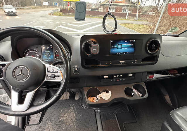 Белый Мерседес Sprinter, объемом двигателя 2.99 л и пробегом 53 тыс. км за 50000 $, фото 44 на Automoto.ua
