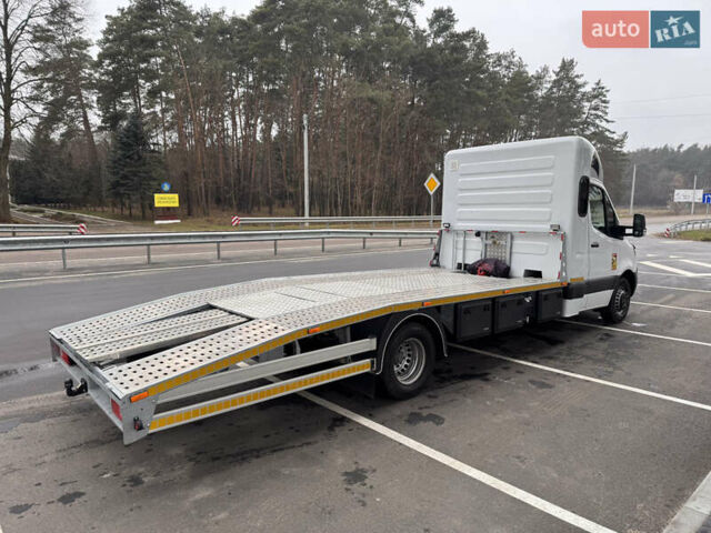 Белый Мерседес Sprinter, объемом двигателя 2.99 л и пробегом 53 тыс. км за 50000 $, фото 2 на Automoto.ua
