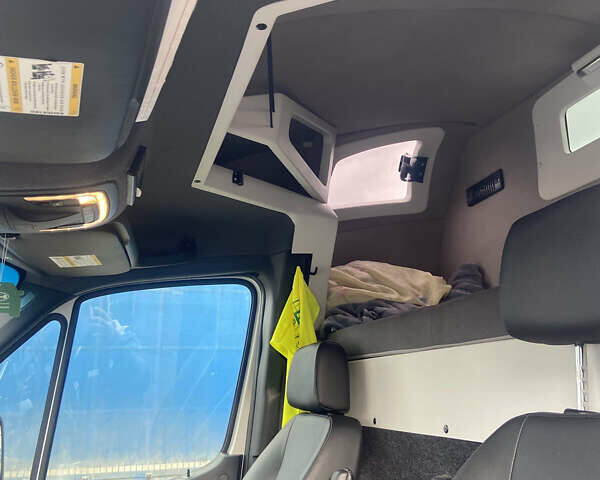 Белый Мерседес Sprinter, объемом двигателя 3 л и пробегом 150 тыс. км за 46000 $, фото 12 на Automoto.ua