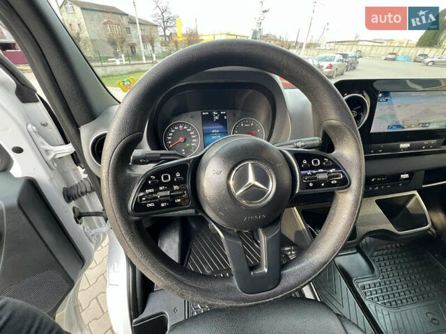 Белый Мерседес Sprinter, объемом двигателя 2.14 л и пробегом 262 тыс. км за 37500 $, фото 31 на Automoto.ua