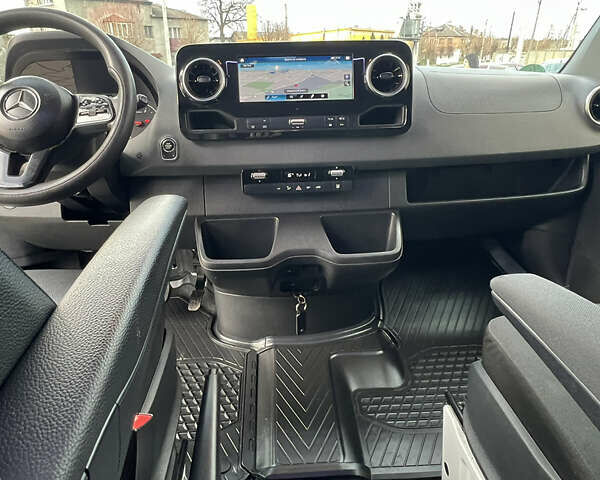 Белый Мерседес Sprinter, объемом двигателя 2.14 л и пробегом 262 тыс. км за 37500 $, фото 23 на Automoto.ua