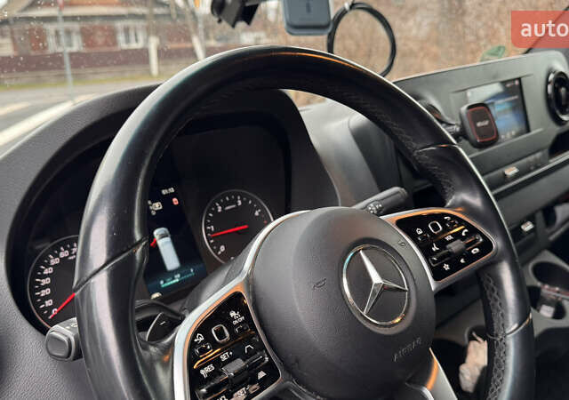 Белый Мерседес Sprinter, объемом двигателя 2.99 л и пробегом 53 тыс. км за 50000 $, фото 29 на Automoto.ua
