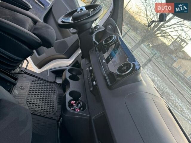 Белый Мерседес Sprinter, объемом двигателя 2.99 л и пробегом 16 тыс. км за 47700 $, фото 12 на Automoto.ua